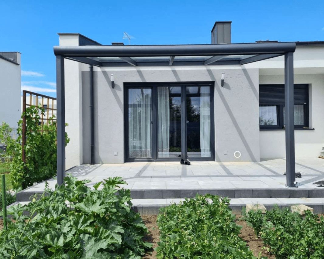 Aluminium terrace canopy