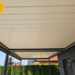 Pergola with lamella roofing