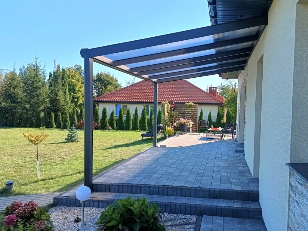 Aluminium terrace canopy